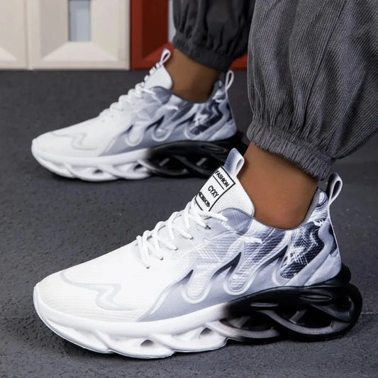Flame Print Men's Sports Shoes